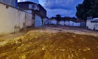 Imagem: TERRENO AMPLO NA VILA TIBÉRIO