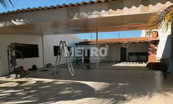 Imagem 4: Casa Caminho do Sol, Três quartos, sendo dois suítes, uma com closet