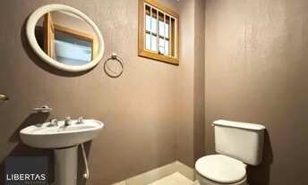 Imagem 7: Casa sobrado na Medianeira com 4 dormitórios