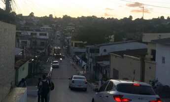 Imagem: Vende-se duas casas 160 mil