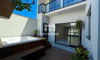 Imagem 7: Sobrado de Alto Padrão em Cabeçudas - 300m do Mar - R$2.150.000,00