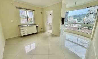 Imagem 2: Apartamento de 1 Dormitório com Churrasqueira e 1 Vaga, para Alugar no bairro Vila Nova em