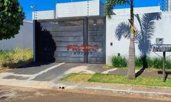 Imagem 2: Casa à venda em Maringá, Jardim Munique, com 2 suítes, com 163 m²