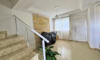 Imagem 6: Sobrado para Venda em Curitiba, Santa Cândida, 2 dormitórios, 1 suíte, 3 banheiros, 2 vaga