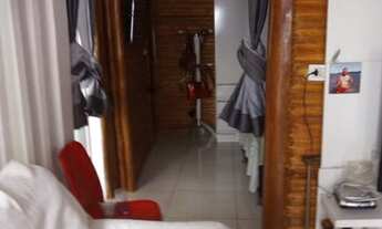 Imagem 4: Vende-se casa -Esq Av. Rio de Janeiro,B. Pereira Lobo, 5/4, garagem, área serv