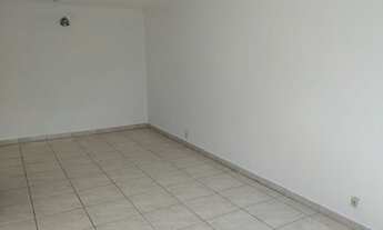 Imagem 4: Casa Recém-Reformada - Área de 100m² / 2 Quartos - Rua Principal / Ótima Localização