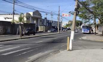 Imagem 2: Salão Comercial em Avenida Movimentada