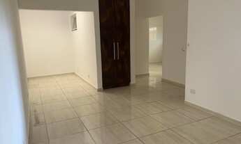 Imagem 2: Casa com 2 dormitórios, em excelente localização