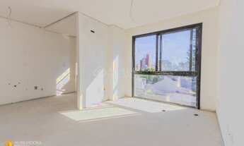 Imagem 6: Ao lado do Parção. Em rua calma e arborizada