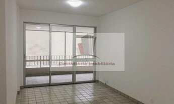 Imagem 3: Botafogo - Voluntários da Pátria - junto à COBAL - 85m² - varanda ampla - sala em 2 ambien