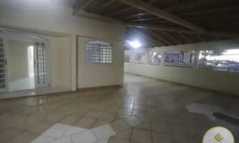 Imagem 2: Casa para Locação em Brasília, Riacho Fundo I, 3 dormitórios, 1 suíte, 1 banheiro, 4 vagas