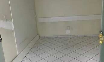 Imagem 6: Loja Comercial champangnat X Hugo Musso (leia a descrição