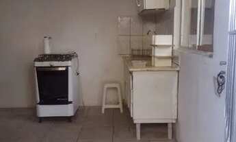 Imagem 2: Alugo casa de 2 cômodos e banheiro