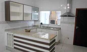 Imagem 4: Sobrado para alugar e venda - Nova Petrópolis - 360 m² - 06 suítes com armários