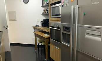 Imagem 3: Apartamento para venda totalmente reformado possui 125 metros em Moema - São Paulo - SP