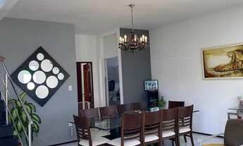 Imagem 5: Linda Casa Duplex no Quintas do Calhau Área Construída: 250m2 Área Total: 600m2