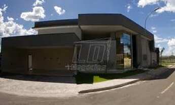 Imagem: Casa de condomínio para venda tem 315 metros