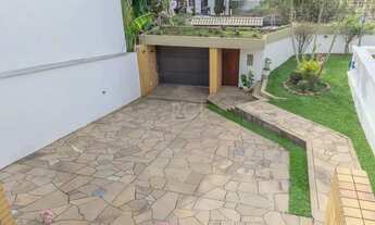 Imagem 3: Casa para Venda - 500m², 5 dormitórios, sendo 1 suites, Menino Deus