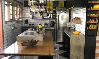 Imagem: Casa a venda na Granja Viana cond São Paulo