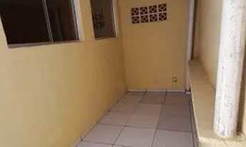 Imagem 3: Casa mais Barracão no Bairro Umbara