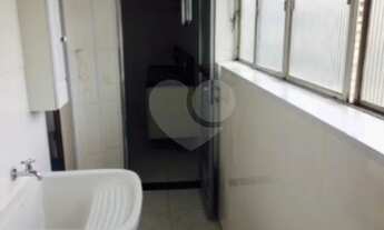 Imagem: Parte nobre dos Jardins, encostado da Al