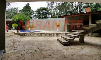 Imagem 2: Sobrado para venda possui 4 quartos sendo 3 suítes