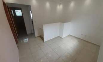 Imagem 5: Sobreposta Alta com 2 Dormitórios em Condomínio no Samambaia, Repasse de Financiamento