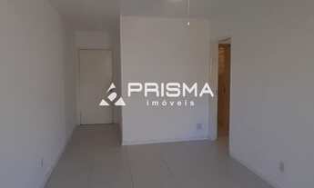 Imagem 7: 2 dormitórios + dependência, sacada e garagem no centro