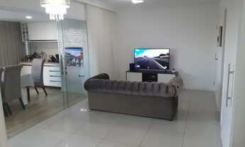 Imagem 7: Apartamento na Paralela, 3 quartos, distribuído em 113m² com 2 vagas de garagem