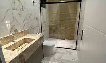 Imagem 2: Casa para venda possui 155 metros quadrados com 3 quartos em Caminho das Árvores - Salvado