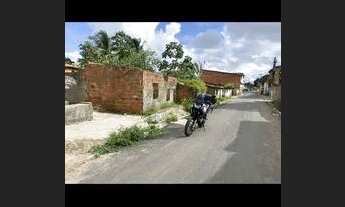 Imagem 2: Terreno com estrutura pra lava-jato