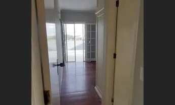 Imagem 3: Sobrado para aluguel e venda possui 211 metros quadrados com 2 quartos