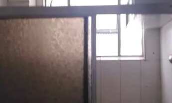 Imagem 2: Apartamento barato no centro 1300 reais incluso água condomínio e IPTU