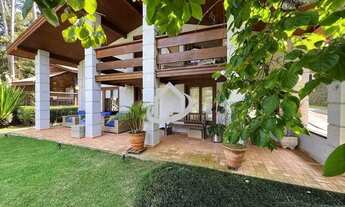 Imagem 7: Linda casa com estilo campestre, bom acabamento, ótima localização e linda vista