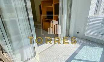 Imagem 2: Apartamento para venda com 3 quartos na quadra da Praia das Pitangueiras no Guarujá - SP