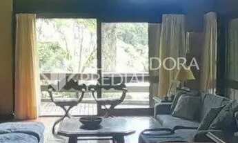 Imagem 5: Espetacular casa em Gramado com amplo terreno no bairro Planalto