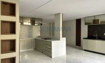 Imagem: Casa de Alto Padrão com 3 Suítes e Piscina