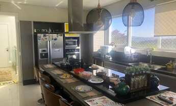 Imagem: Sobrado à venda em Santana de Parnaíba