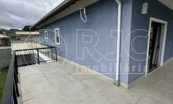 Imagem 6: Casa de condomínio para venda possui 350 metros quadrados com 4 quartos