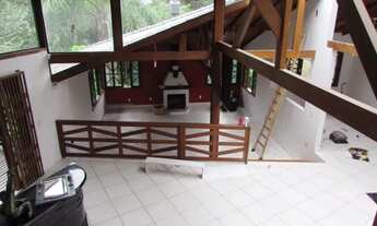 Imagem 2: Casa estilo balinês no Rio Tavares