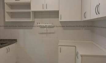 Imagem 3: Vendo Sobrado 2 dormitórios, Metro Tatuapé rua comercial e residencial