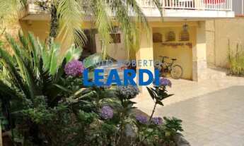 Imagem: CASA ASSOBRADADA - JARDIM PAULISTA - SP