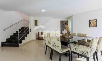 Imagem: Sobrado no Condomínio Granville