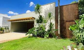 Imagem: Casa de condomínio com 3 suítes, 392m²