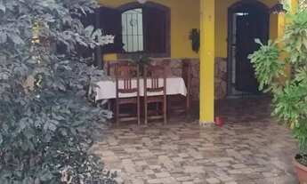 Imagem 4: Casa com valor abaixo do mercado área gourmet e quintal grande a apenas 5 minutos do Centr