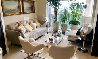 Imagem 1: Luxuosa Cobertura à Venda no Edifício Fontes Blancas com 216m², finamente decorada e mobil