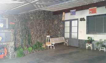 Imagem 5: Térrea para venda possui 121 metros quadrados com 2 quartos