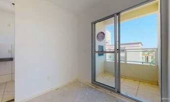 Imagem 7: Vendo apartamento de último andar, um dormitório com sacada, churrasqueira, garagem, eleva