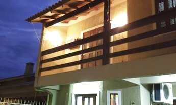 Imagem: Porto Alegre - Casa Padrão - Hípica Jardins