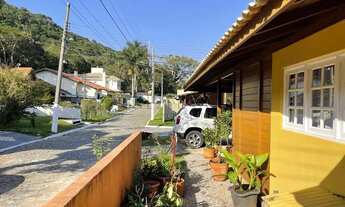 Imagem: FLORIANóPOLIS - Casa Padrão - Cachoeira